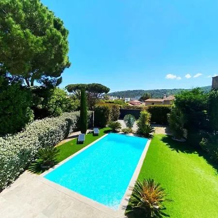 3 Chambres Avec Piscine Willa *